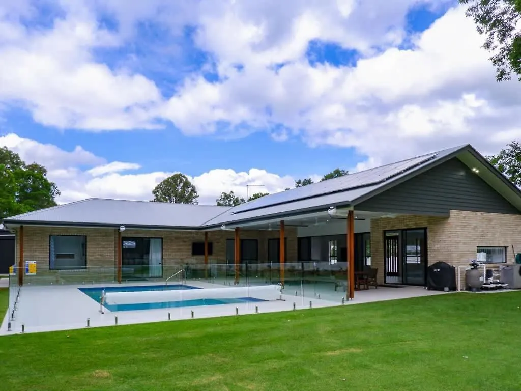 Hinterland Haven With Heated Pool & Lush Surrounds Vila Mooloolah